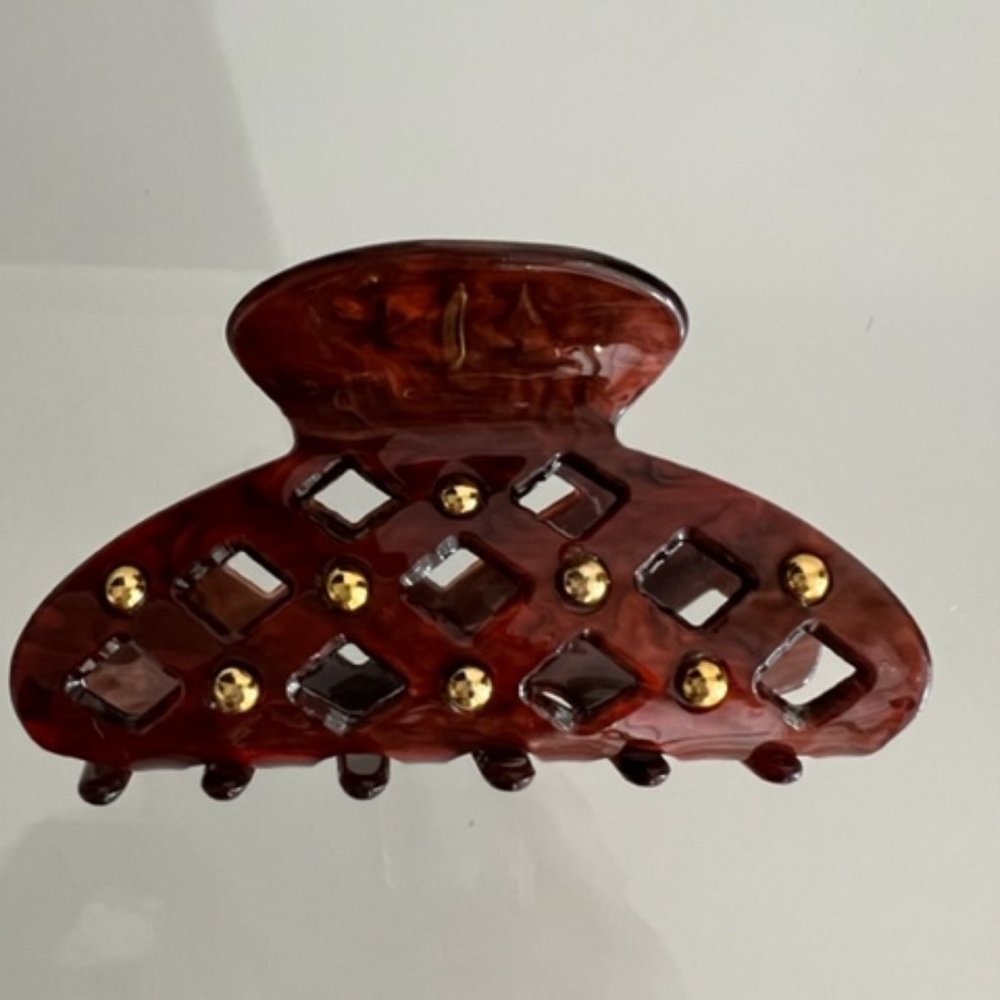 FRANCE LUXE L. ERICKSON Red Marble Lattice Studded Clip
